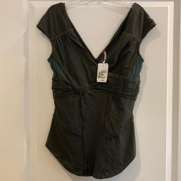 off5th Sleeveless Top - Picture 1 of 1